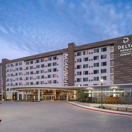 Delta Hotels By Marriott Wichita Falls Convention Center Eksteriør billede