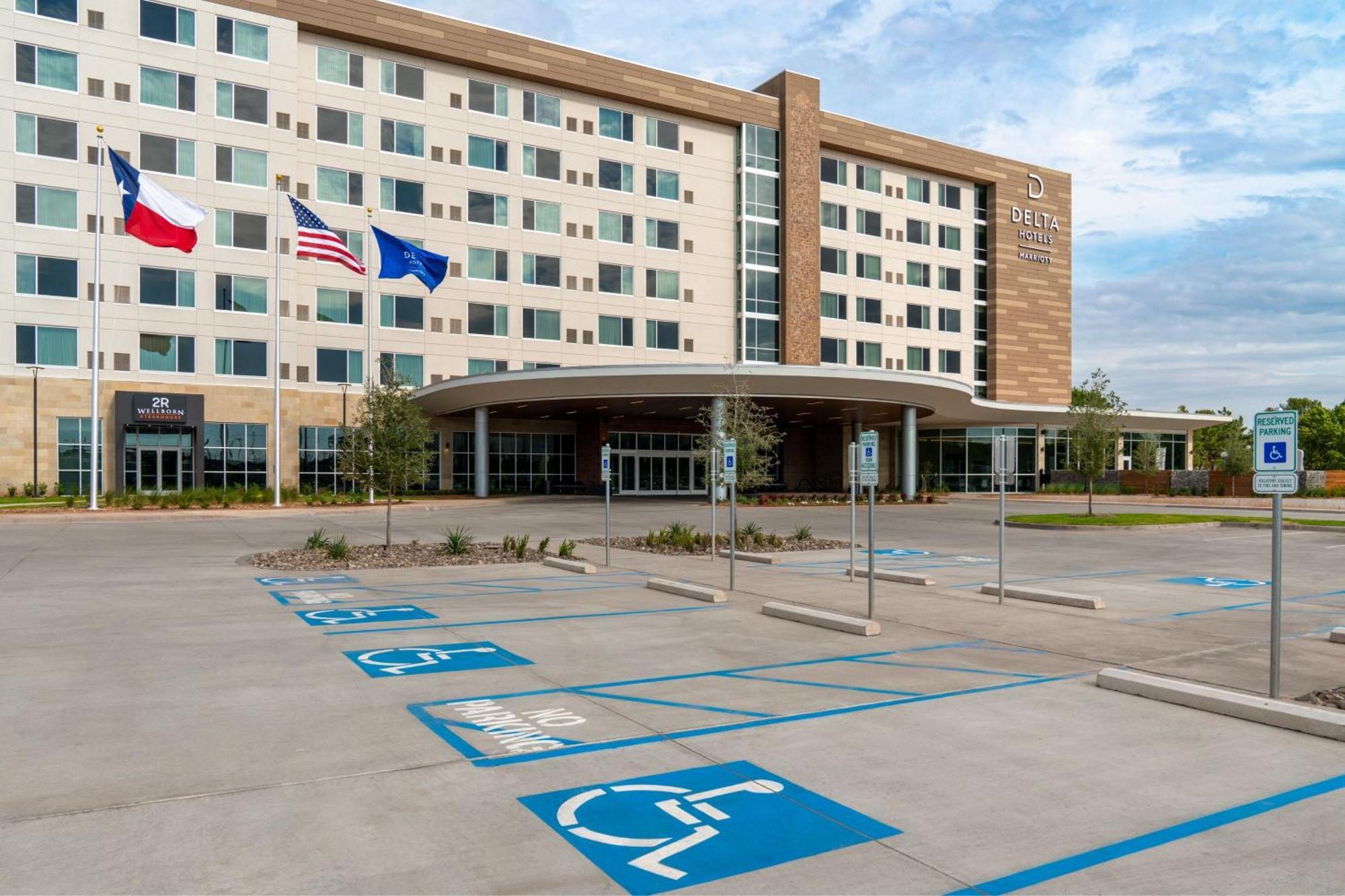 Delta Hotels By Marriott Wichita Falls Convention Center Eksteriør billede