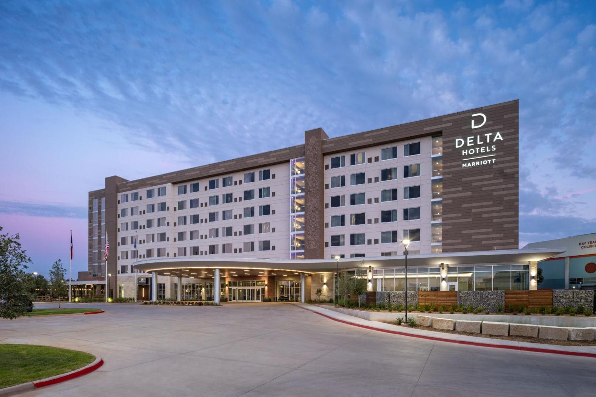 Delta Hotels By Marriott Wichita Falls Convention Center Eksteriør billede